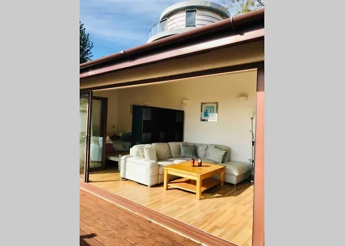 Great Couples Accommodation With Beautiful Sea View